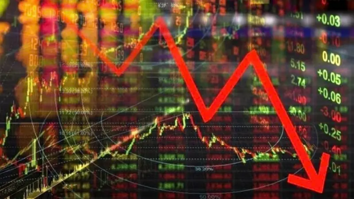 VN-Index giảm gần 44 điểm, mất mốc 1.600 điểm